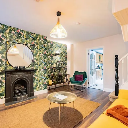 Tropical Vibes In The Of Tribes Holiday home