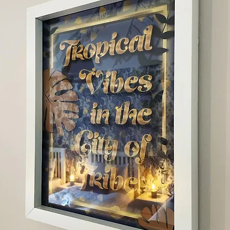 Tropical Vibes In The Of Tribes ゴールウェイ