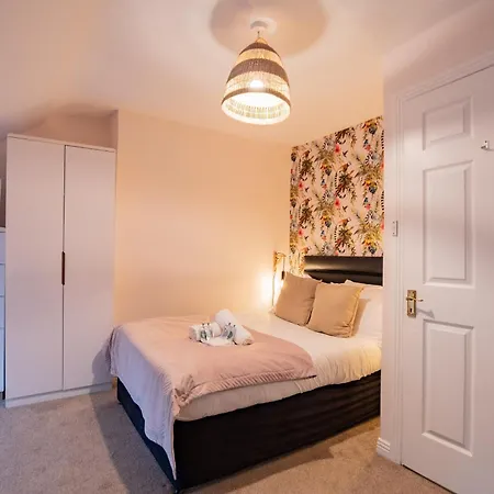 Tropical Vibes In The Of Tribes ゴールウェイ