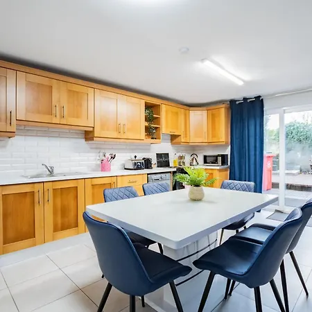 別荘 Tropical Vibes In The Of Tribes ゴールウェイ