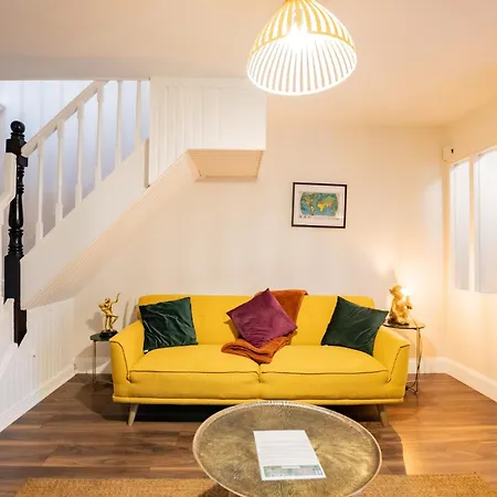 Tropical Vibes In The Of Tribes Γκάλγουεϊ