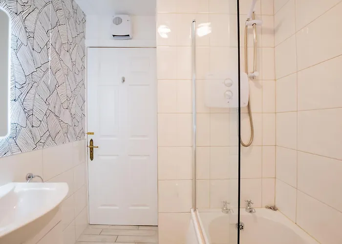 Tropical Vibes In The Of Tribes 골웨이